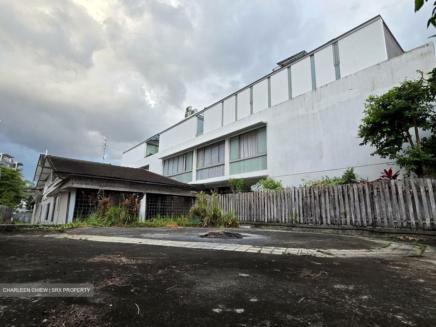 Jalan Angin Laut (D16), Semi-Detached #553426681